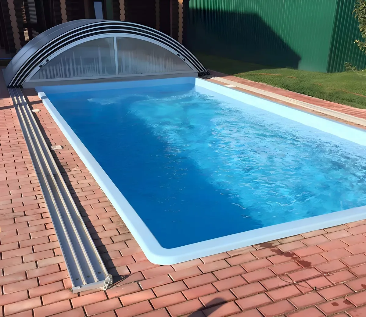 Laguna 7 — вечернее освещение в Камышине